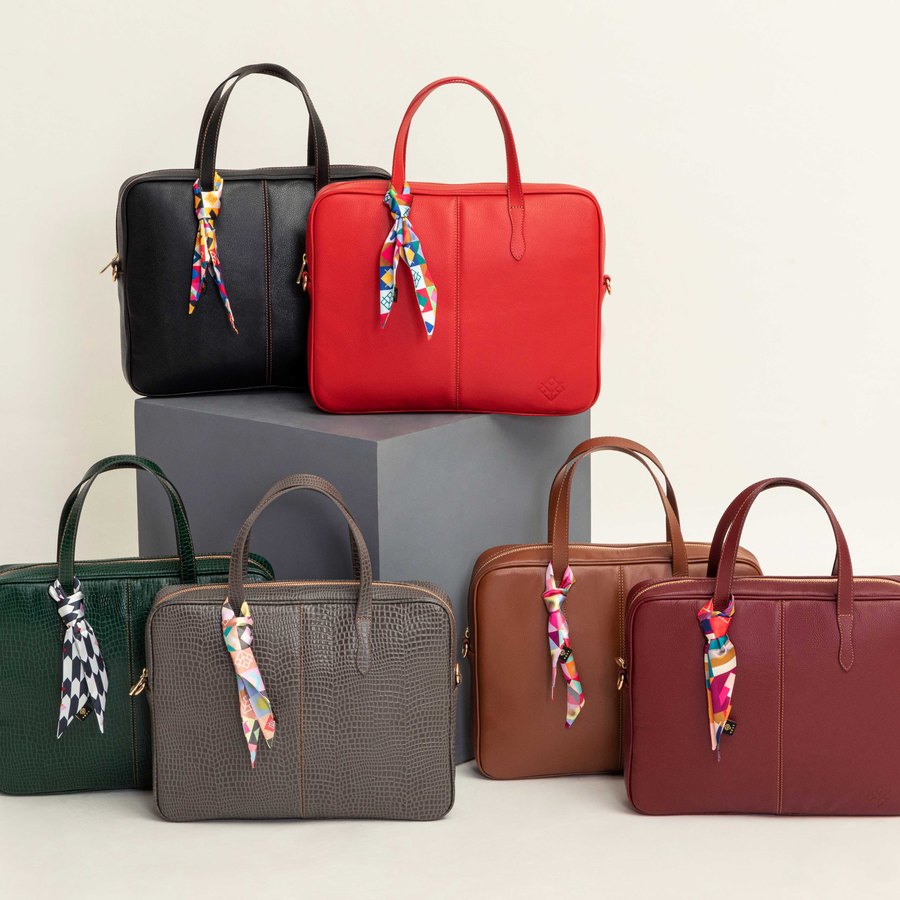 The NÖCK colour range across the leather range